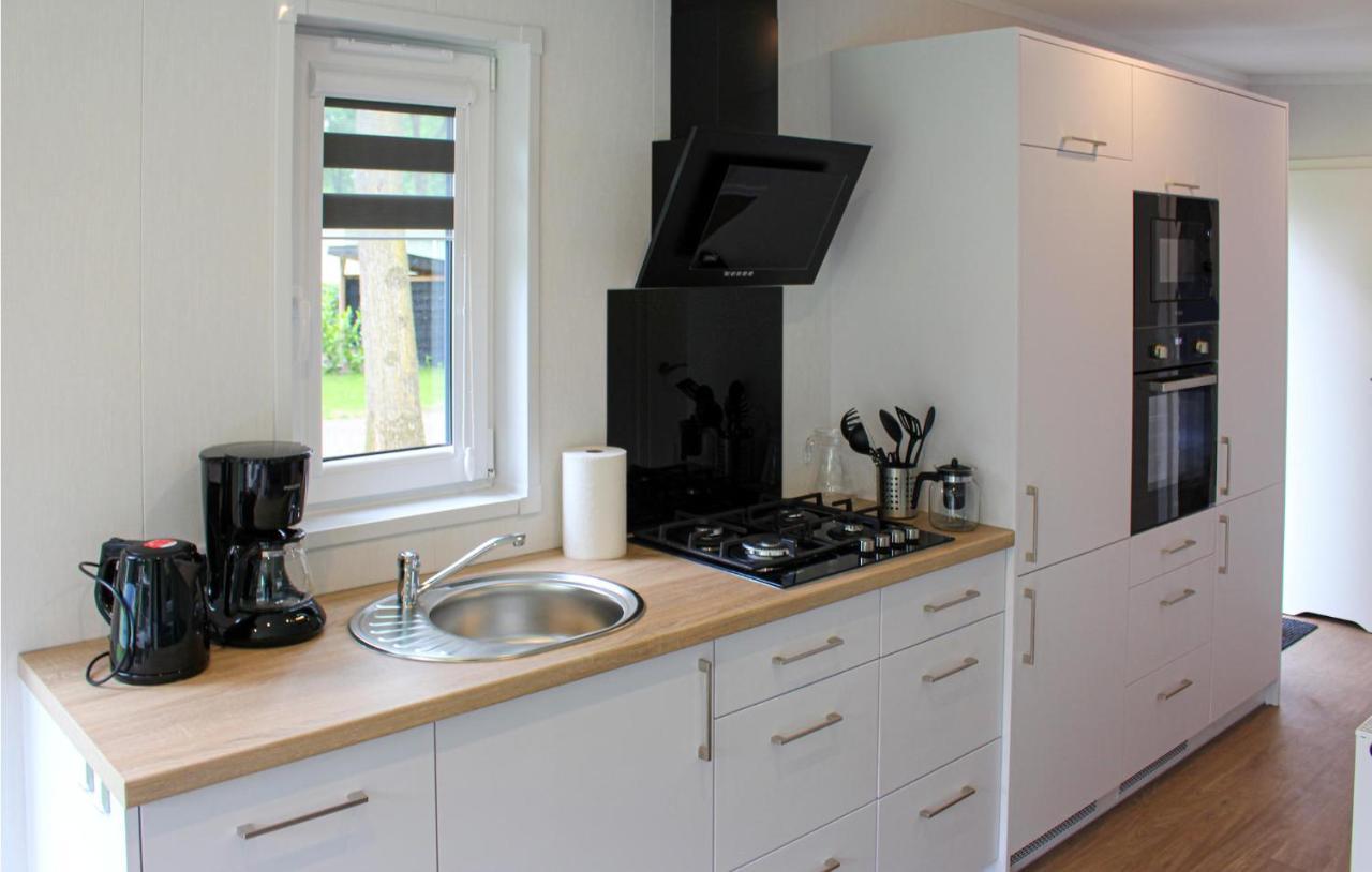 Nice Stacaravan In Marienberg With Kitchen Exterior foto